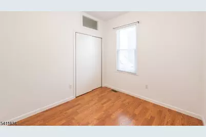 16 Major St, Clifton, NJ 07013 - Photo 8