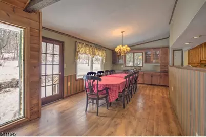 11 Winterwood Rd, Tewksbury Township, NJ 08833 - Photo 10