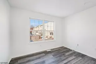 246 Matthews Drive, Newark, NJ 07103 - Photo 26