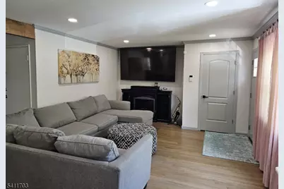 318 Hillside Ave, Boonton Town, NJ 07005 - Photo 2