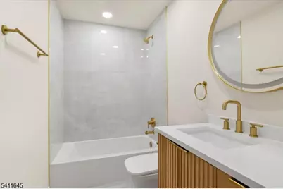 62 Drake Rd, Franklin Township, NJ 08873 - Photo 22