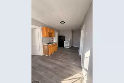 134 E Jersey St #4A, Elizabeth, NJ 07206 - Photo 6