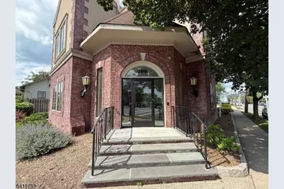 699 Washington St, Hackettstown, NJ 07840 - Photo 2