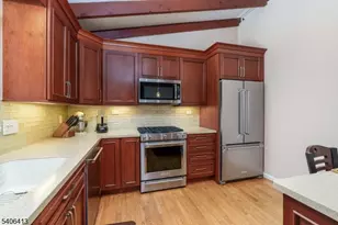 12 Ledgewood Trail, Kinnelon, NJ 07405 - Photo 10