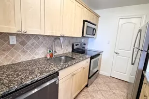 821-5B Jersey Ave, Elizabeth, NJ 07202 - Photo 4