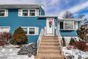 20 Alastair Pl, Woodbridge Township, NJ 07067 - Photo 2