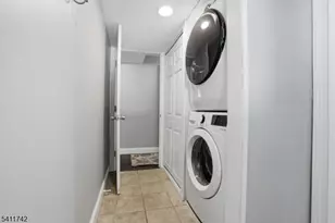 521 Cokesbury Rd, Clinton Township, NJ 08801 - Photo 24