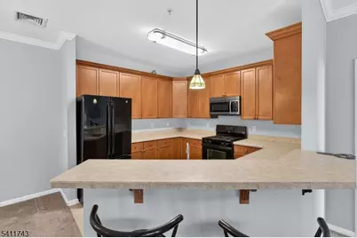 326 Sloan Ct #326, Matawan, NJ 07747 - Photo 4