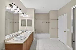 326 Sloan Ct, Matawan, NJ 07747 - Photo 10