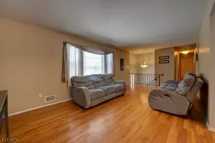 139 Sunset Ave, Butler, NJ 07405 - Photo 6