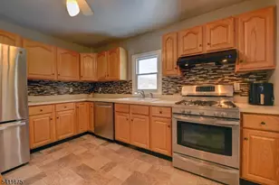 139 Sunset Ave, Butler, NJ 07405 - Photo 8