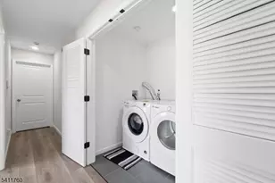 107 Willoughby St #1, Newark, NJ 07112 - Photo 6