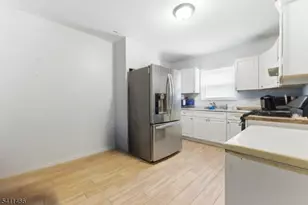 34 Leo Pl, Newark, NJ 07108 - Photo 6