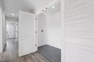 107 Willoughby St, Newark, NJ 07112 - Photo 14