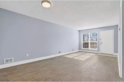 1314 Persimmon Ct, Mahwah, NJ 07430 - Photo 6