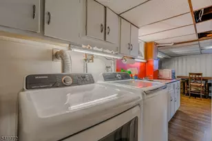 44 South Dr, Rochelle Park Township, NJ 07662 - Photo 16