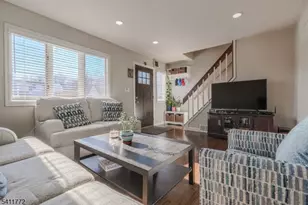 44 South Dr, Rochelle Park Township, NJ 07662 - Photo 4