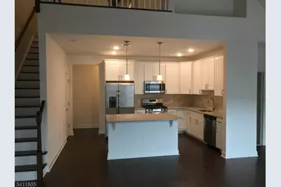 36 Elston Ct, Wanaque, NJ 07420 - Photo 2