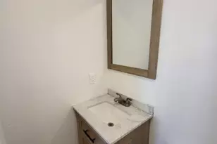 111 Pine St, Elizabeth, NJ 07206 - Photo 8