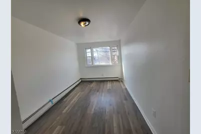 111 Pine St, Elizabeth, NJ 07206 - Photo 2