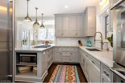 64 Forest Ave, Glen Ridge, NJ 07028 - Photo 16