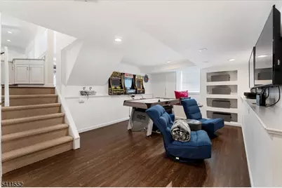 22 S Wickom Dr, Westfield, NJ 07090 - Photo 32