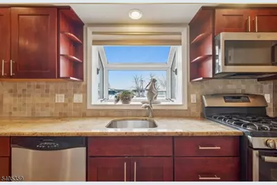 125 Laurita St, Linden, NJ 07036 - Photo 12