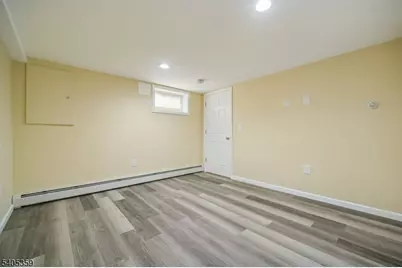 125 Laurita St, Linden, NJ 07036 - Photo 26