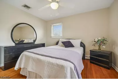 125 Laurita St, Linden, NJ 07036 - Photo 16