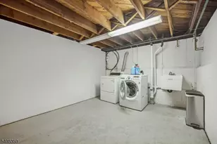 125 Laurita St, Linden, NJ 07036 - Photo 30