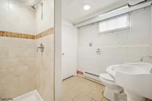 125 Laurita St, Linden, NJ 07036 - Photo 28