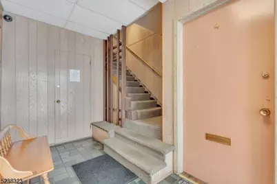 543 Valley Rd Unit 4, Montclair, NJ 07043 - Photo 4