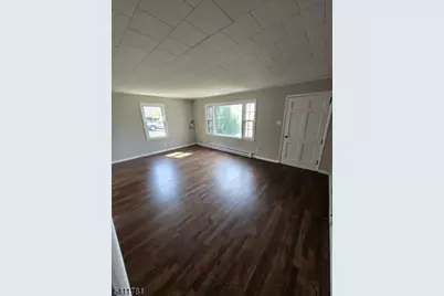 29 Mount Olive Rd #2, Mount Olive, NJ 07828 - Photo 2