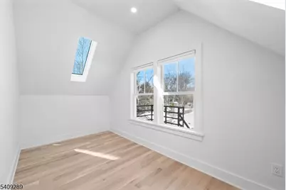 96 Watchung Ave, 3rd Fl, Montclair, NJ 07043 - Photo 22