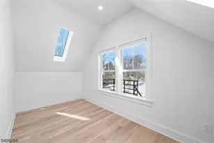 96 Watchung Ave 3rd Fl, Montclair, NJ 07043 - Photo 22