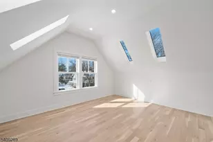 96 Watchung Ave 3rd Fl, Montclair, NJ 07043 - Photo 8