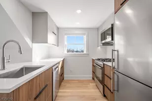 96 Watchung Ave 3rd Fl, Montclair, NJ 07043 - Photo 14