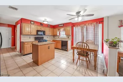 20 Windjammer Dr, Jefferson Township, NJ 07849 - Photo 8