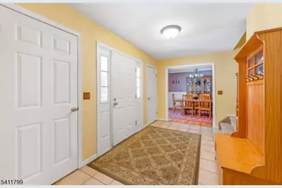 20 Windjammer Dr, Jefferson Township, NJ 07849 - Photo 2