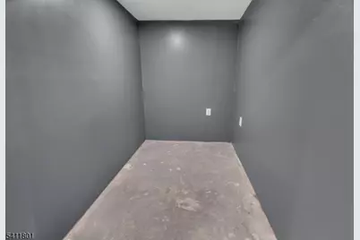 32 Dodd St, East Orange, NJ 07017 - Photo 14