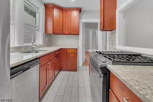 32 Dodd St, East Orange, NJ 07017 - Photo 6