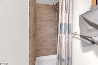 32 Dodd St, East Orange, NJ 07017 - Photo 18