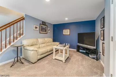 16 Aberdeen Cir, Raritan Township, NJ 08822 - Photo 34