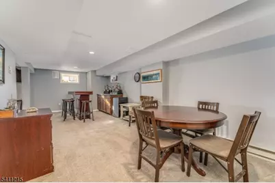 16 Aberdeen Cir, Raritan Township, NJ 08822 - Photo 36