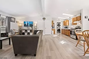 191 Millbrook Rd, Hardwick Township, NJ 07825 - Photo 10