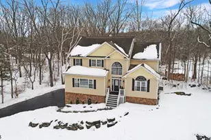 47 Ward Rd, Hardwick Township, NJ 07825 - Photo 1