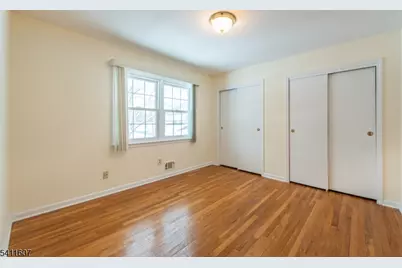 19 Trouville Dr, Parsippany, NJ 07054 - Photo 14