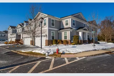 601 Monroe Ct, Hanover Township, NJ 07981 - Photo 2