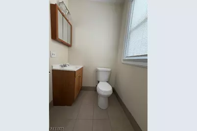 60 Vermont Ave #1, Newark, NJ 07106 - Photo 8