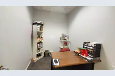 6110 Bergenline Ave, West New York, NJ 07093 - Photo 4